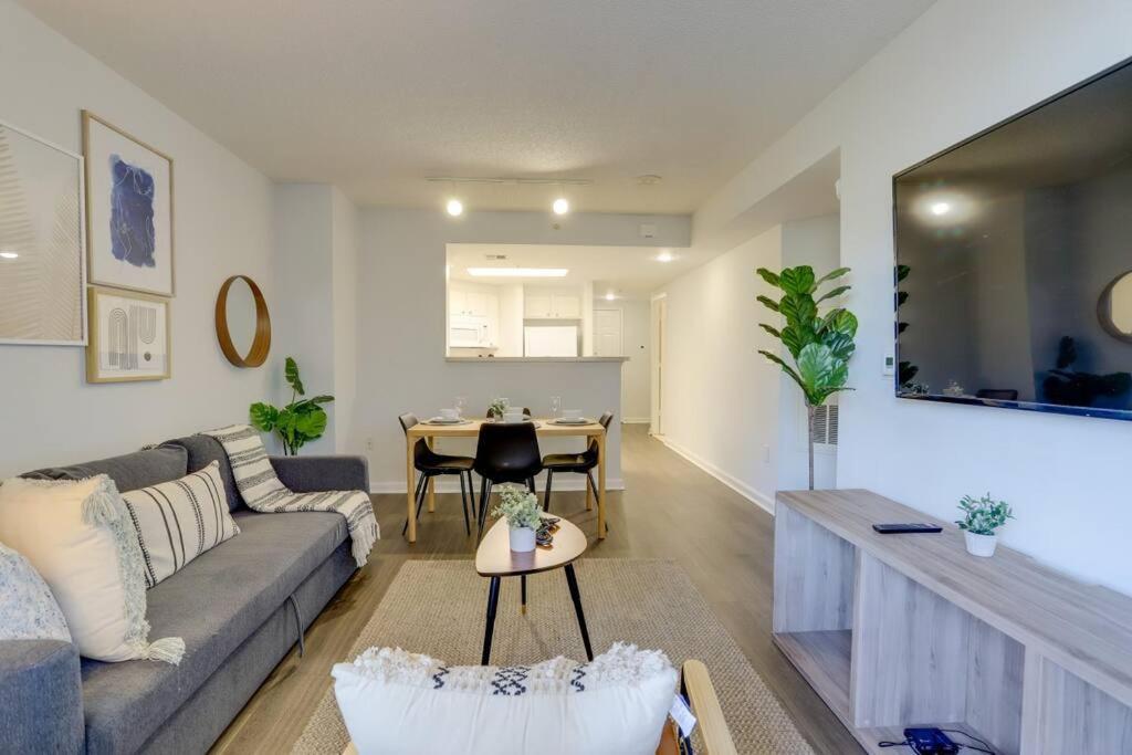 Sensational 1 Bedroom Condo At Ballston Place With Gym Arlington Eksteriør billede